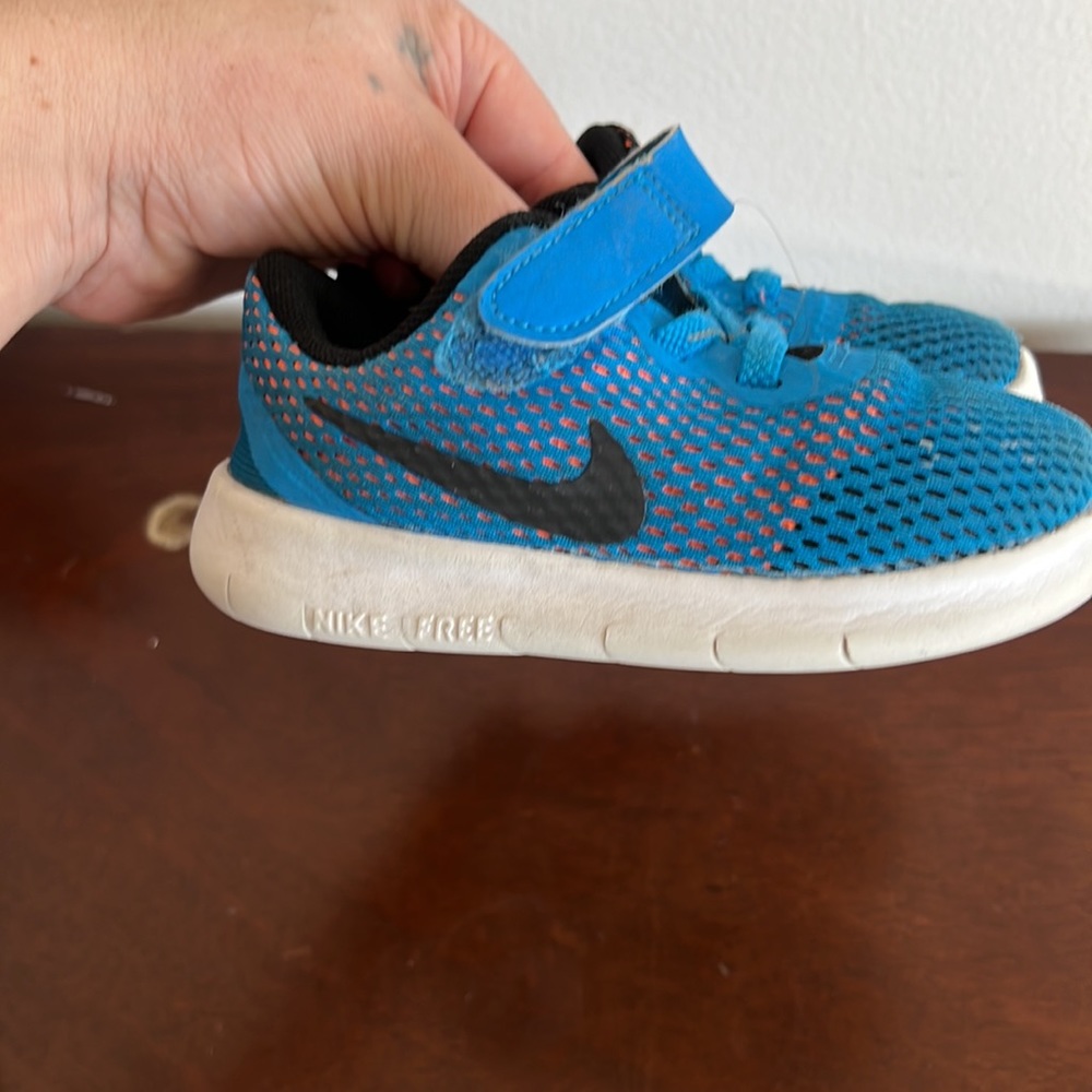 Sold Nike toddler size 7C - Picture 8 of 10